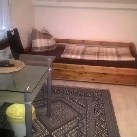 Monteurzimmer Kreuzquelle Homestay Echzell