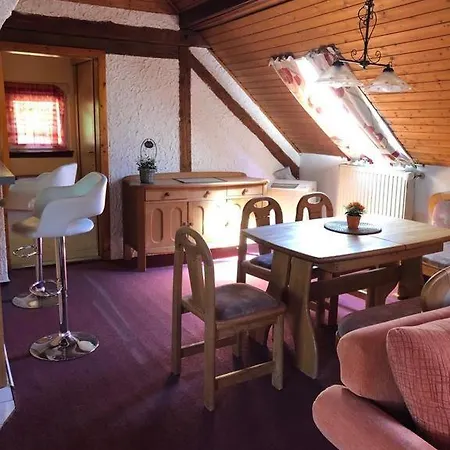 Monteurzimmer Kreuzquelle Echzell